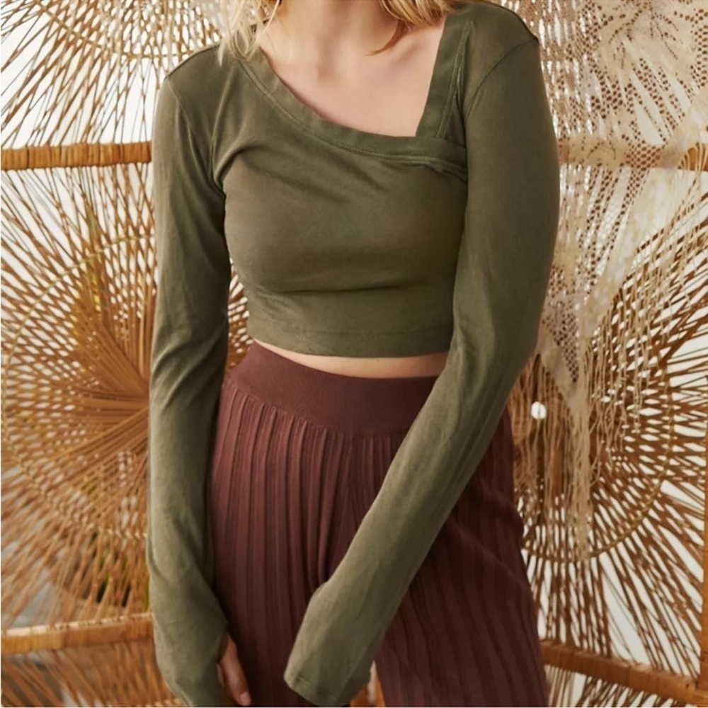Urban Outfitters Out from Under | Long Sleeve  Archer Asymmetrical Tee